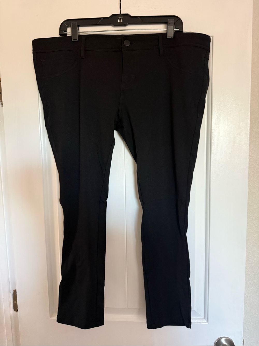 Express Black Women’s Jeggings